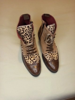 Botines Beige y Marrones