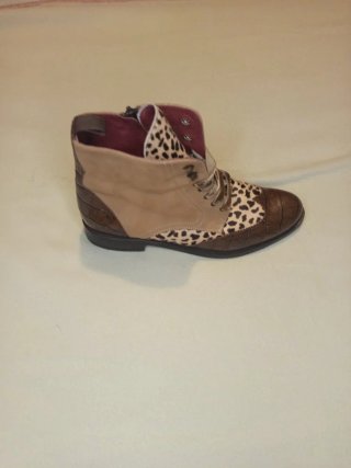 Botines Beige y Marrones