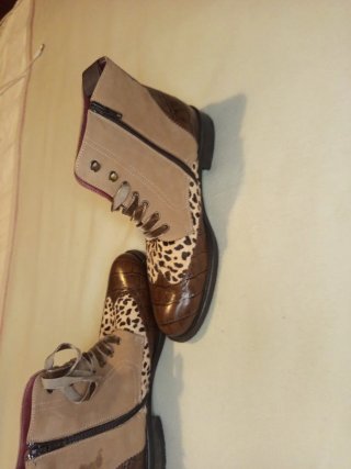 Botines Beige y Marrones