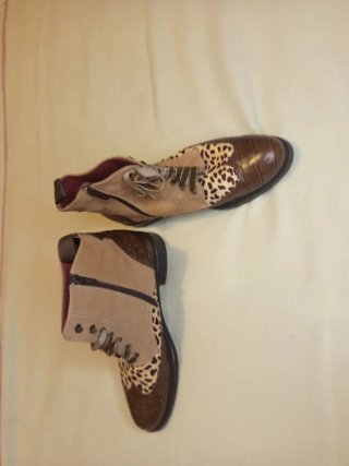 Botines Beige y Marrones