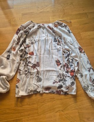 Lote 3 Blusas Stradivarius y Cortefiel