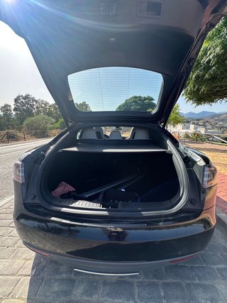 Tesla Model S 2016