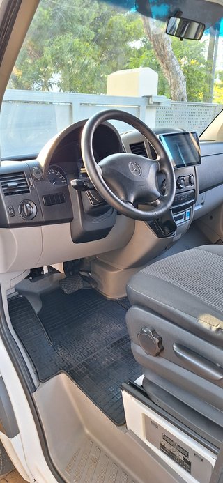 Mercedes-Benz Sprinter 2013