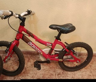 Bicicleta infantil roja Agece