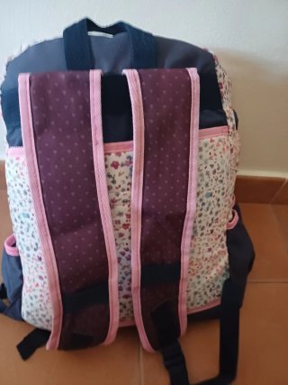 Mochila y 2 estuches con diseño It's travel time