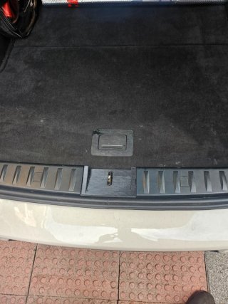 Tapa Cerradura Portón Maletero BMW E91 Serie 3