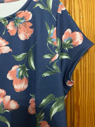 Vestido floral azul y rosa Lascana