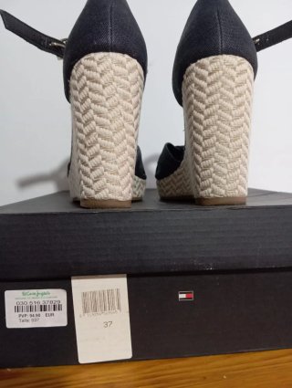 Sandalias Tommy Hilfiger cuña azul marino