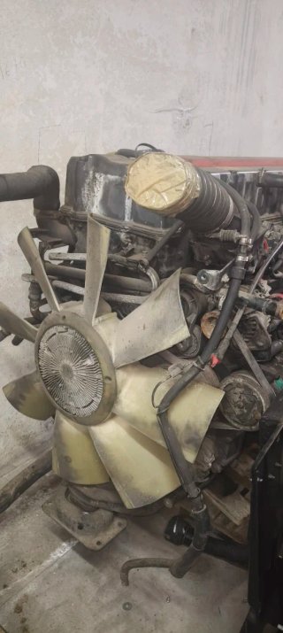 Motor Renault DXi12 480 + Caja ZF 16S221IT