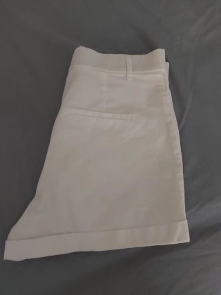 Shorts blancos mujer