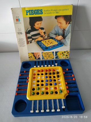 Juego antiguo Pieges MB ed. francesa (Sobrevive)
