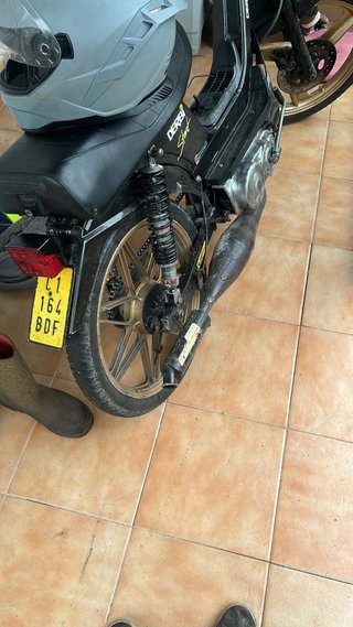 Derbi Variant Negra