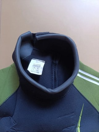 Traje de neopreno NUEVO Tribord talla 44