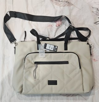Bolso Tote beige y negro para portátil o tablet