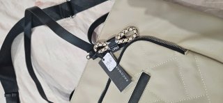 Bolso Tote beige y negro para portátil o tablet