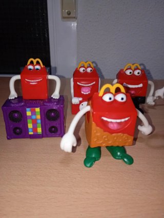 Colección 7 Figuras Happy McDonald's