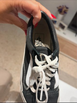 Vans Mujer Negras y Blancas