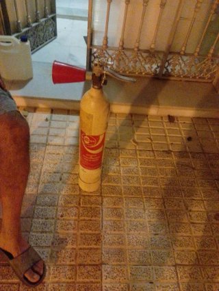 Extintor CO2 vacío