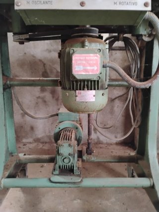 Lijadora de contornos Matsor dos motores mesa de a