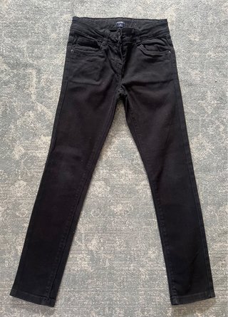 Camiseta y pantalón de niña. Zara. Talla 6-8