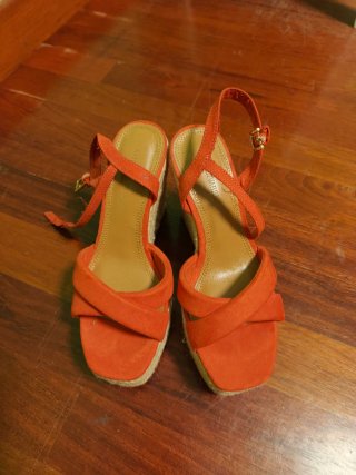 Sandalias cuña naranja