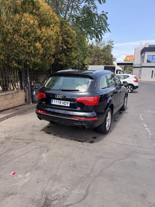 Audi Q7 2011