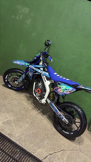 Rieju MRT Pro 2022 Supermotard Azul/Morado