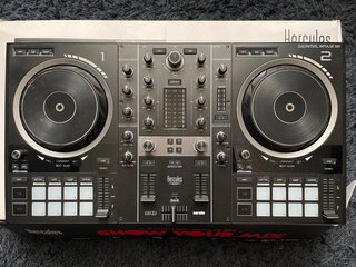Controladora DJ Hercules DJControl Impulse 500