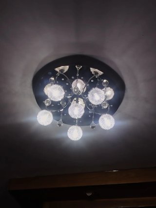 Lámpara LED esferas con mando