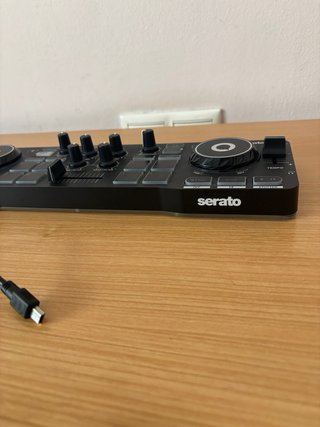 Hercules DJ CONTROL STARLIGHT