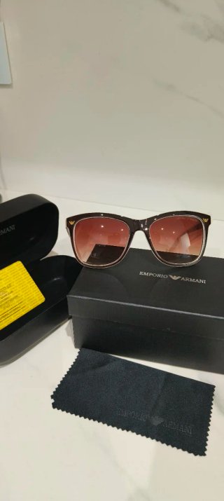 Gafas de sol Emporio Armaní Marrón y Dorado