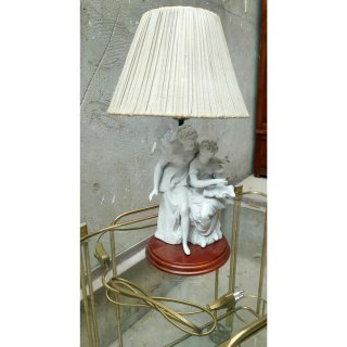 Lámpara Vintage Figura Clásica Porcelana