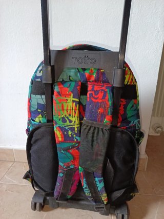 Mochila Toto con ruedas y estampado
