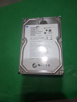 Disco Duro Seagate Barracuda 1TB **Buen estado**