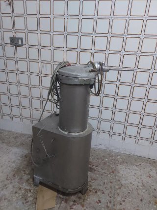 Máquina de embutir industrial