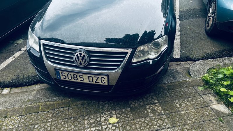 Volkswagen Passat 2006 - foto 1