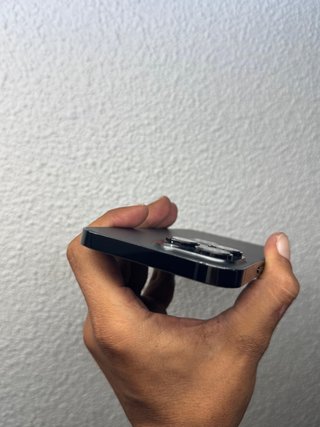 iPhone 14 Pro Max 84% Batería
