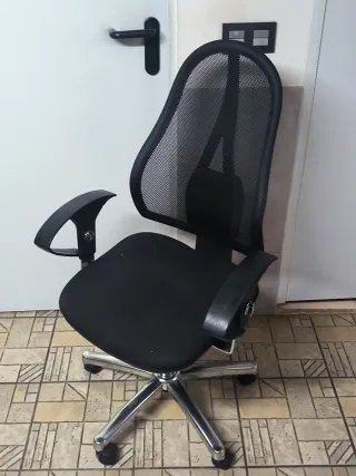 Silla de oficina Topstar negra