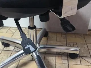 Silla de oficina Topstar negra