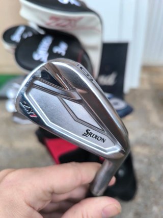 Equipo de Golf Srixon profesional