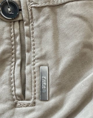 Pantalón chino Zara marrón