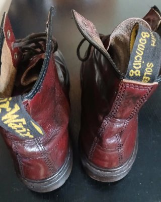 Botas Dr. Martens Hombre Talla 43 Burdeos original