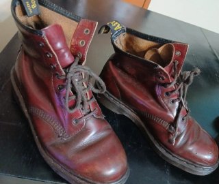 Botas Dr. Martens Hombre Talla 43 Burdeos original