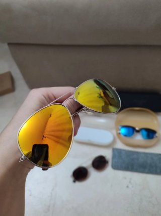 Lote de gafas, cajas, fundas