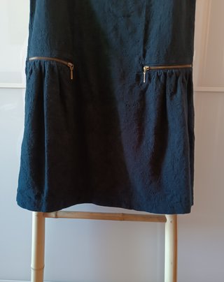 Vestido negro Stradivarius