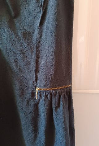 Vestido negro Stradivarius