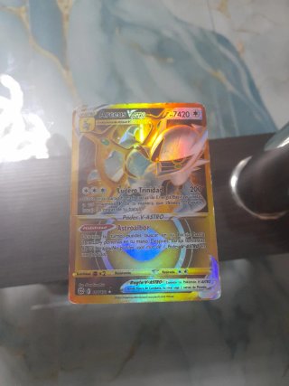 Arceus V ASTRO Carta Pokémon 74/200