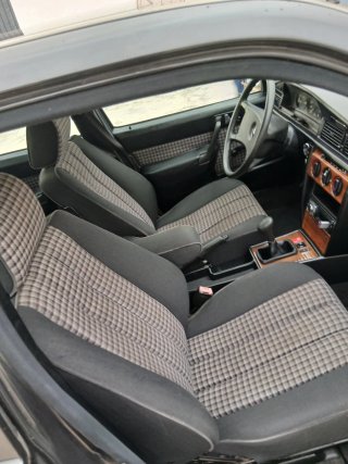 Mercedes-Benz 190 1993