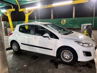 Peugeot 308 2012