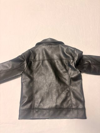 Chaqueta polipiel niña KIABI talla 10